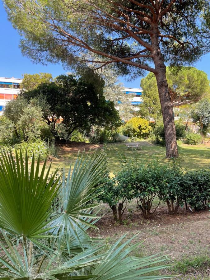 Frejus Plage - 50M2 Au Calme, Tout A Pieds Exterior photo